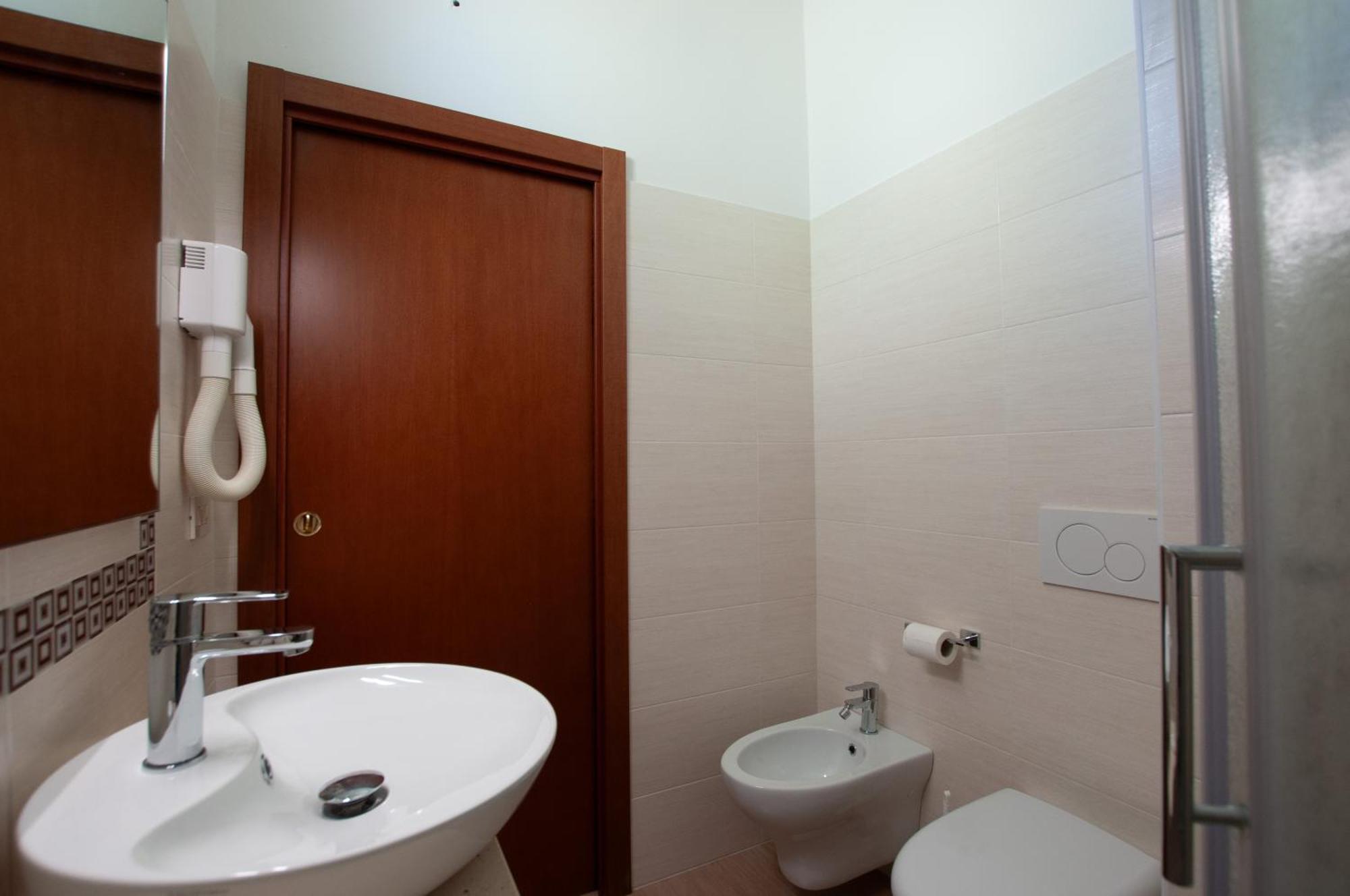 Hotel De La Ville Rimini Buitenkant foto